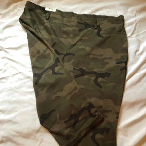Camo Capris Plus Size